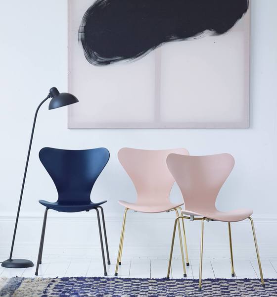 Series 7 Chair, 60 Years Anniversary Edition